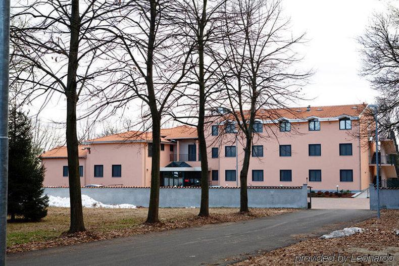 Hotel Villa Delle Rose - Malpensa Oleggio Luaran gambar
