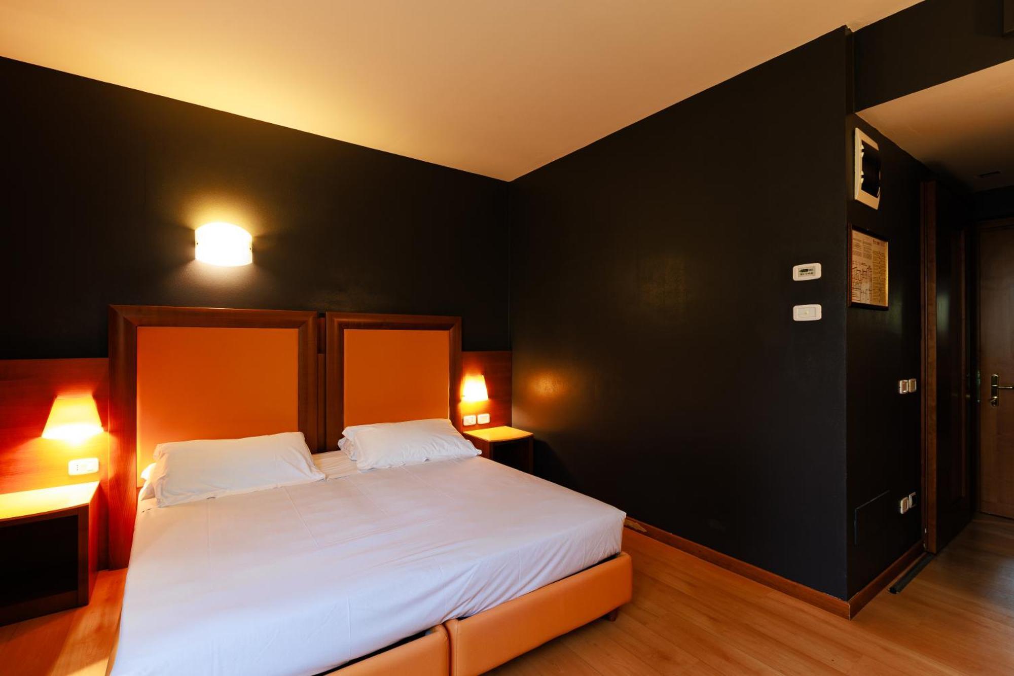Hotel Villa Delle Rose - Malpensa Oleggio Luaran gambar